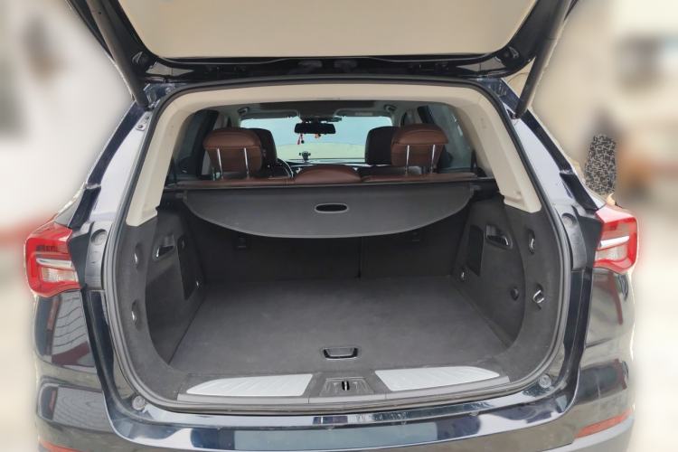 Used Buick Envision 2019 20T Two-Wheel Drive Luxury Version China VI Standard Trunk