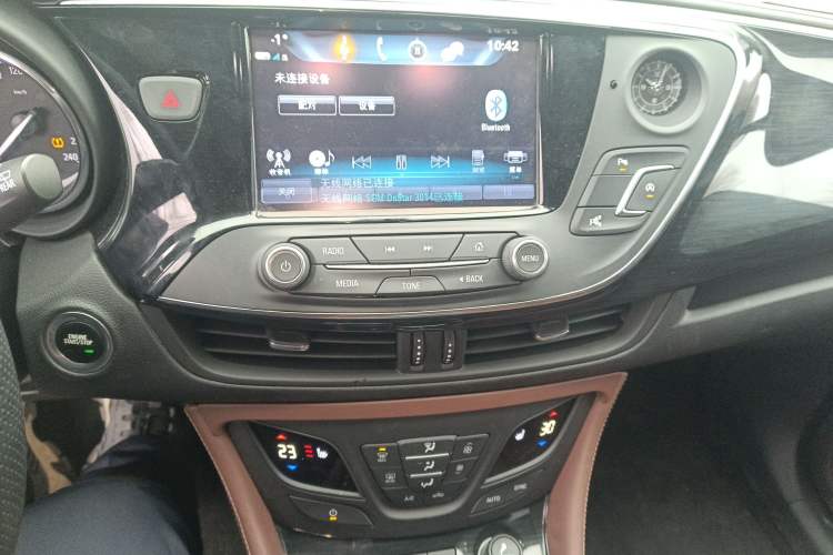 Used Buick Envision 2019 20T Two-Wheel Drive Luxury Version China V Standard Audio And AC Panel