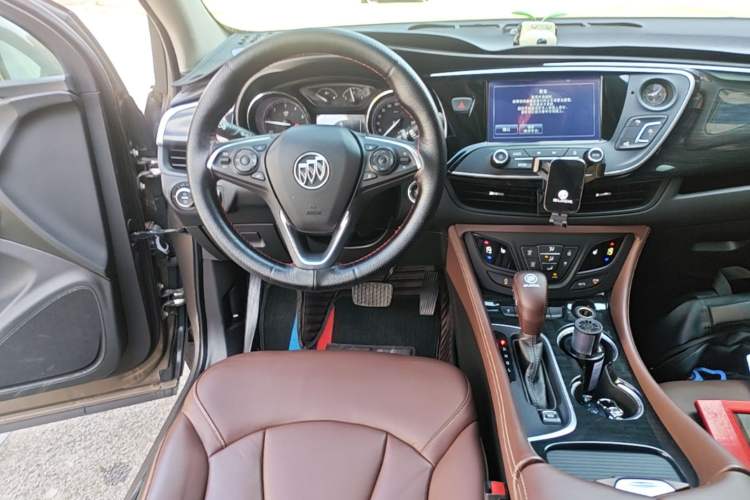 Used Buick Envision 2019 20T Two-Wheel Drive Luxury Version China VI Standard Audio And AC Panel