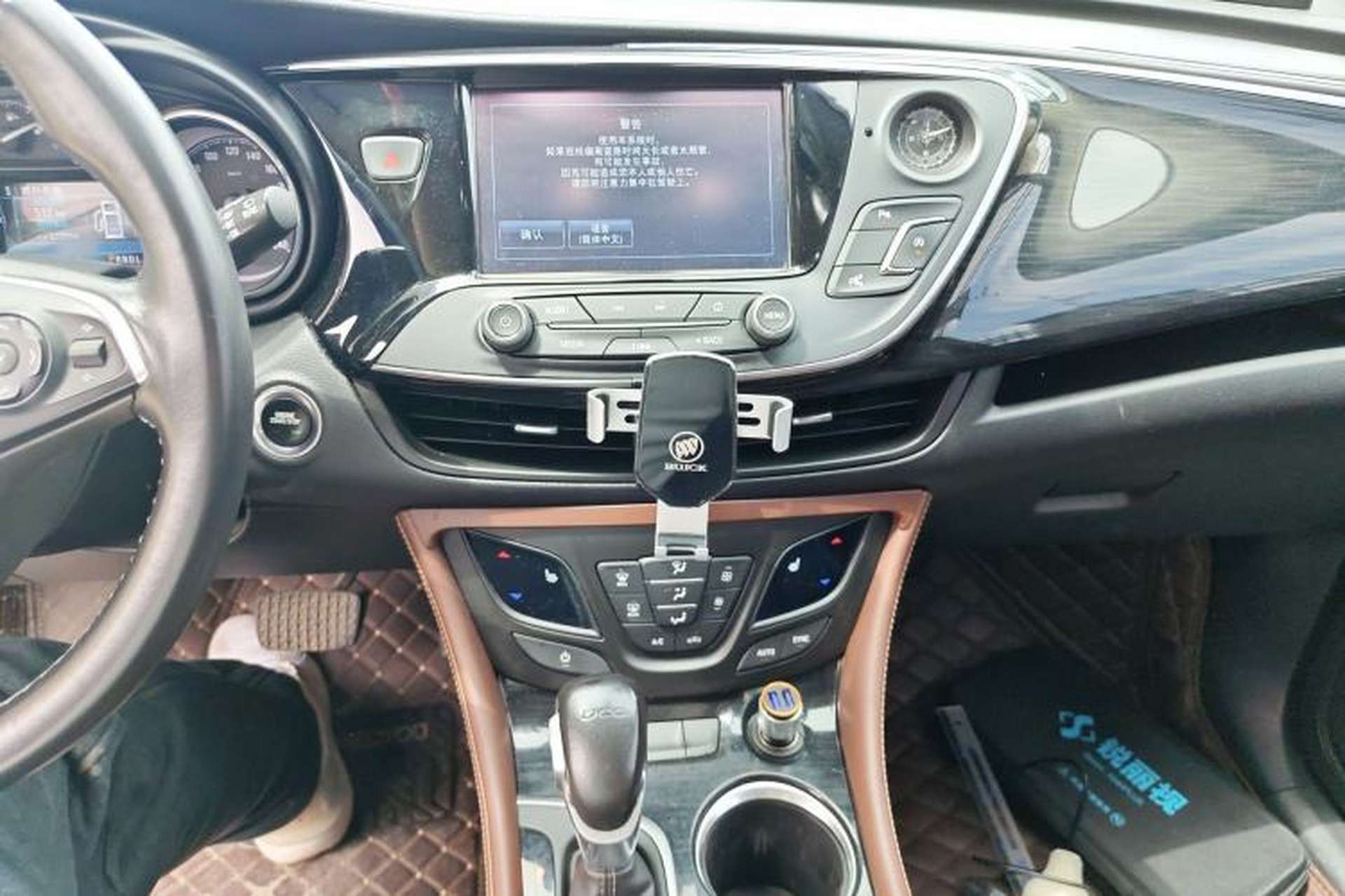 Used Buick Envision 2019 20T Two-Wheel Drive Luxury Version China V Standard Audio And AC Panel