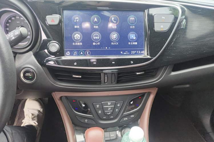 Used Buick Envision 2019 28T 4x4 Luxury Model China VI Standard Audio And AC Panel