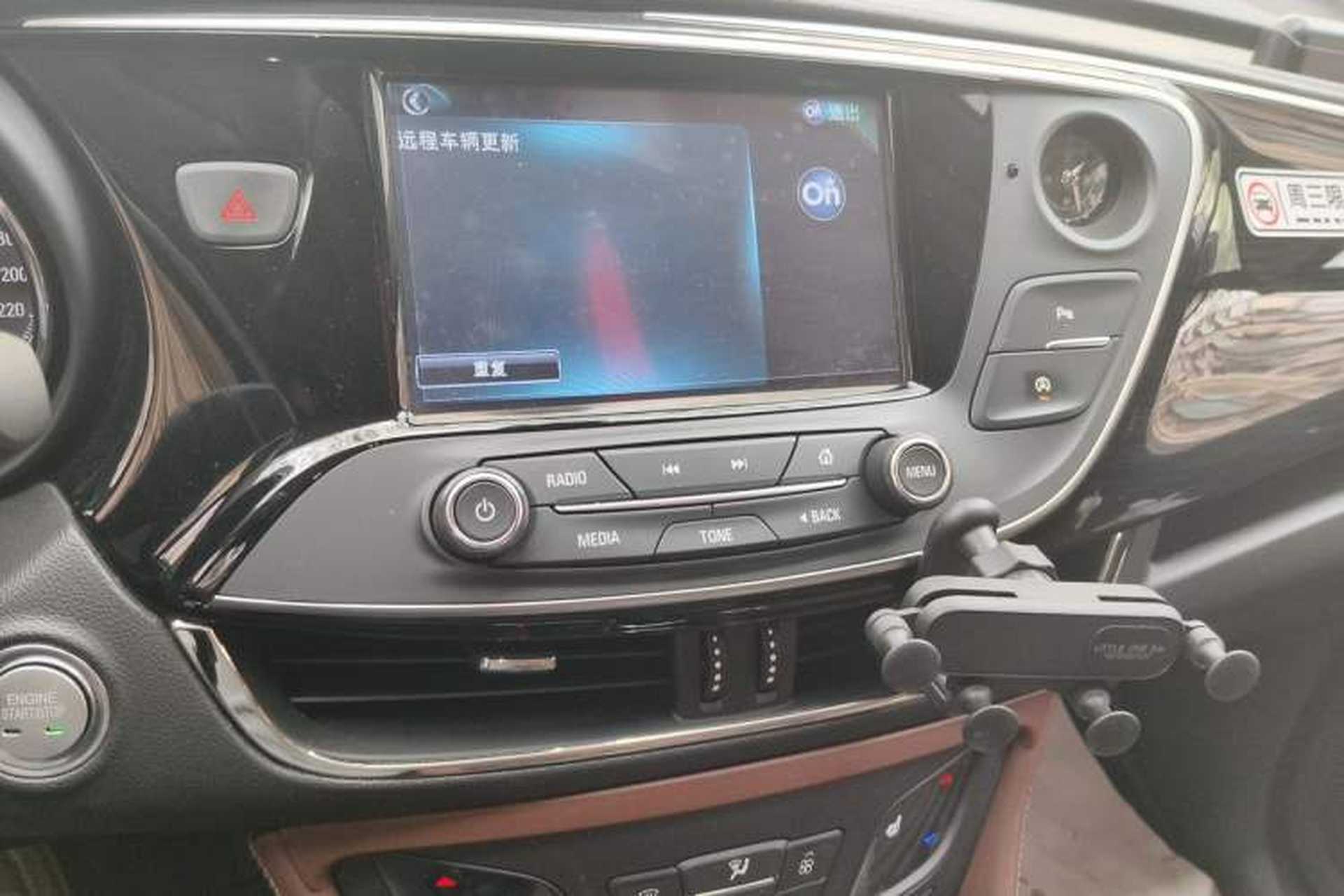 Used Buick Envision 2019 28T Four-Wheel Drive Elite Version China VI Standard Audio And AC Panel