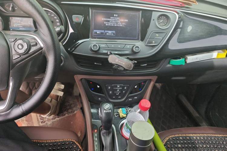 Used Buick Envision 2019 28T Four-Wheel Drive Elite Version China VI Standard Audio And AC Panel
