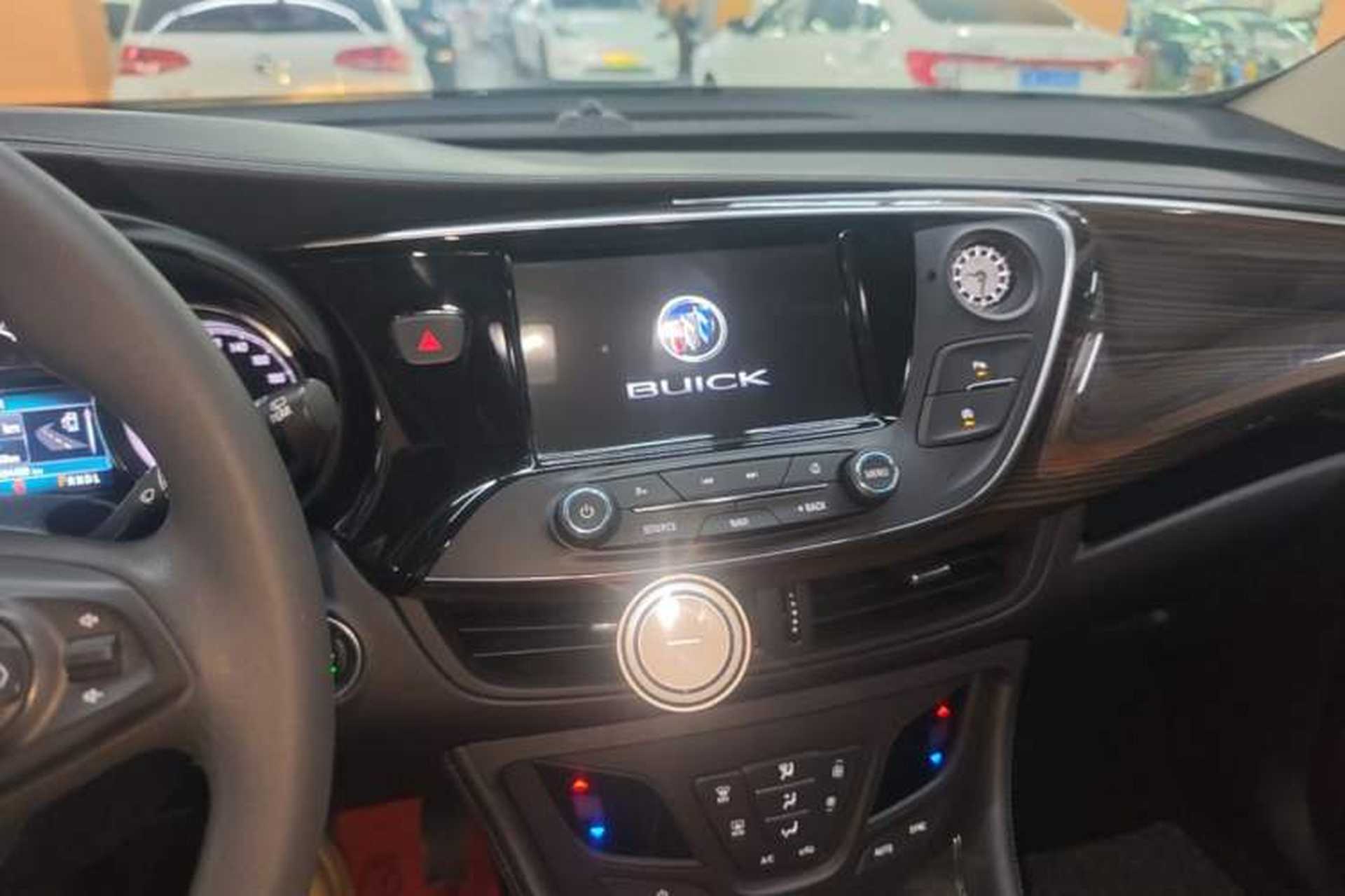 Used Buick Envision 2019 20T Two-Wheel Drive Leading Version China V Standard Audio And AC Panel