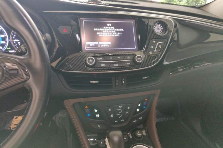 Used Buick Envision 2019 28T Four-Wheel Drive Luxury Version China V Standard Audio And AC Panel