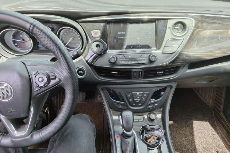 Used Buick Envision 2019 20T Two-Wheel Drive Leading Version China V Standard Audio And AC Panel