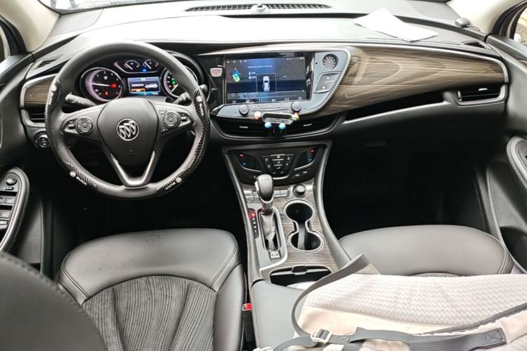 Used Buick Envision 2019 20T Two-Wheel Drive Leading Model China VI Standard Center Console