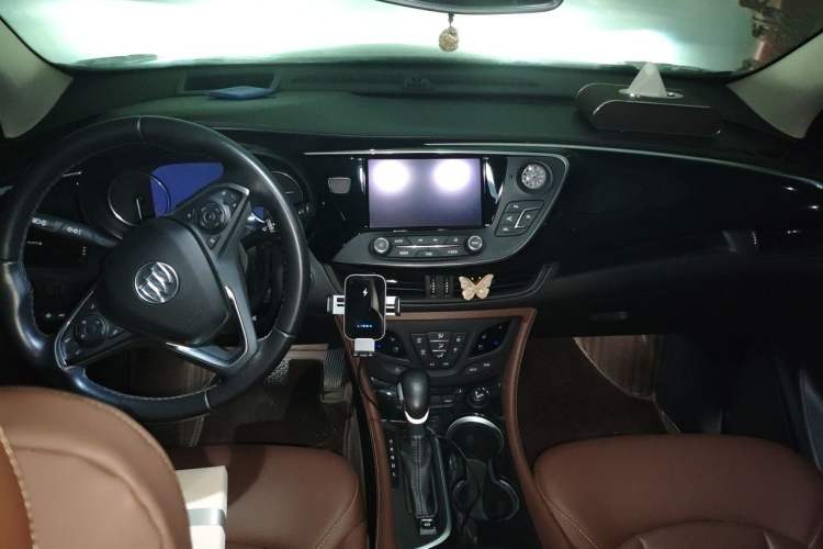 Used Buick Envision 2019 28T Four-Wheel Drive Luxury Version China V Standard Center Console