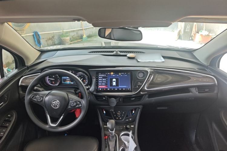 Used Buick Envision 2019 20T Two-Wheel Drive Leading Model China VI Standard Center Console