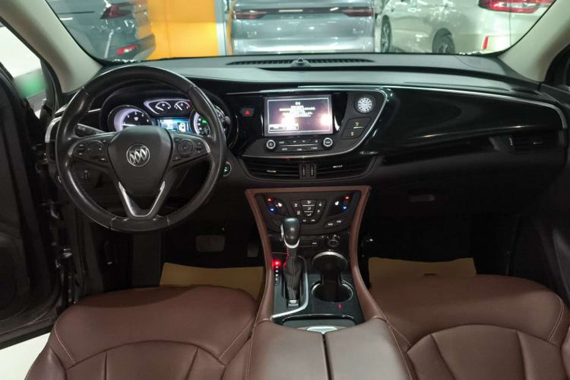 Used Buick Envision 2019 28T 4x4 Elite Version China V Standard Center Console