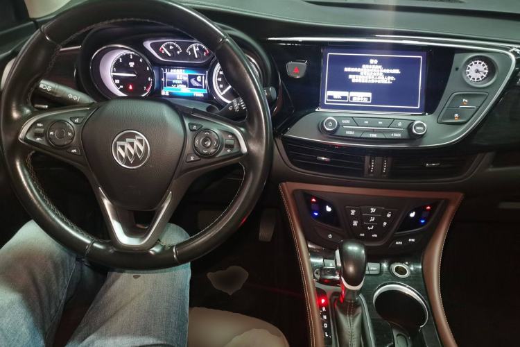 Used Buick Envision 2019 28T 4x4 Elite Version China V Standard Center Console