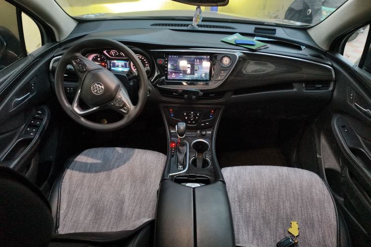 Used Buick Envision 2019 20T Two-Wheel Drive Leading Model China VI Standard Center Console