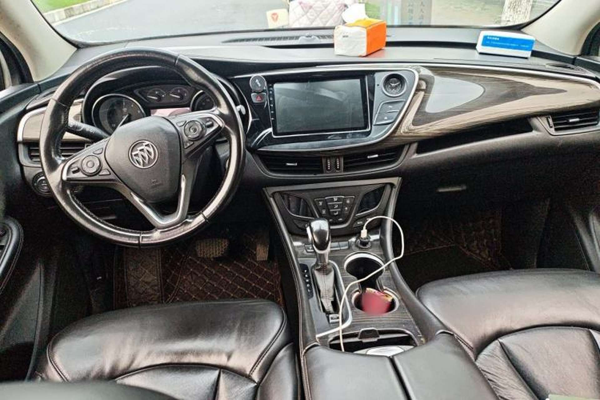 Used Buick Envision 2019 20T Two-Wheel Drive Elite Version China V Standard Center Console