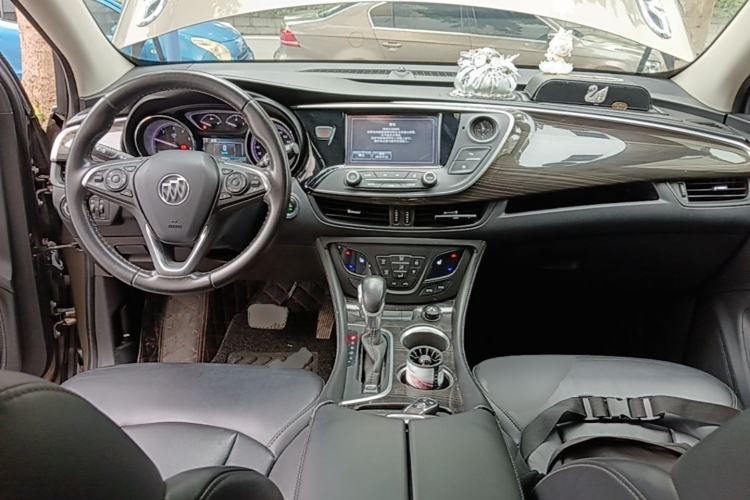 Used Buick Envision 2019 20T Two-Wheel Drive Elite Version China VI Standard Center Console
