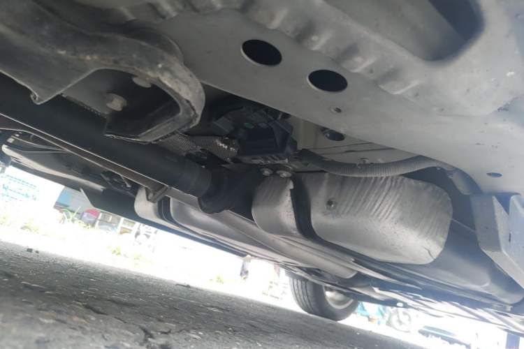 Used Buick Envision 2019 28T 4x4 Luxury Model China VI Standard Chassis Front Left