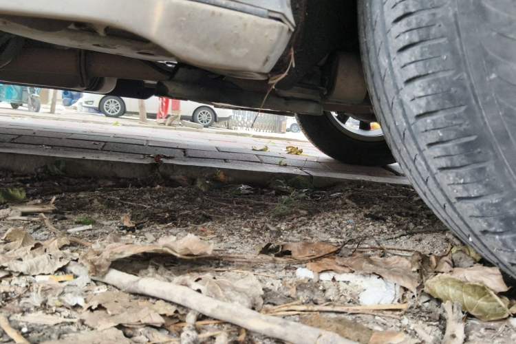 Used Buick Envision 2019 20T Two-Wheel Drive Leading Model China VI Standard Chassis Front Right