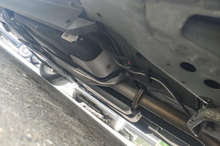 Used Buick Envision 2019 28T 4x4 Luxury Model China VI Standard Chassis Front Right