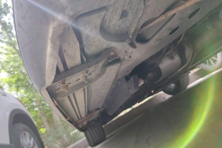 Used Buick Envision 2019 28T 4x4 Luxury Model China VI Standard Chassis Front Right