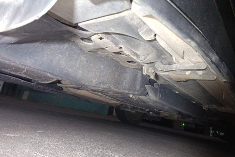 Used Buick Envision 2019 28T 4x4 Elite Version China V Standard Chassis Rear Right
