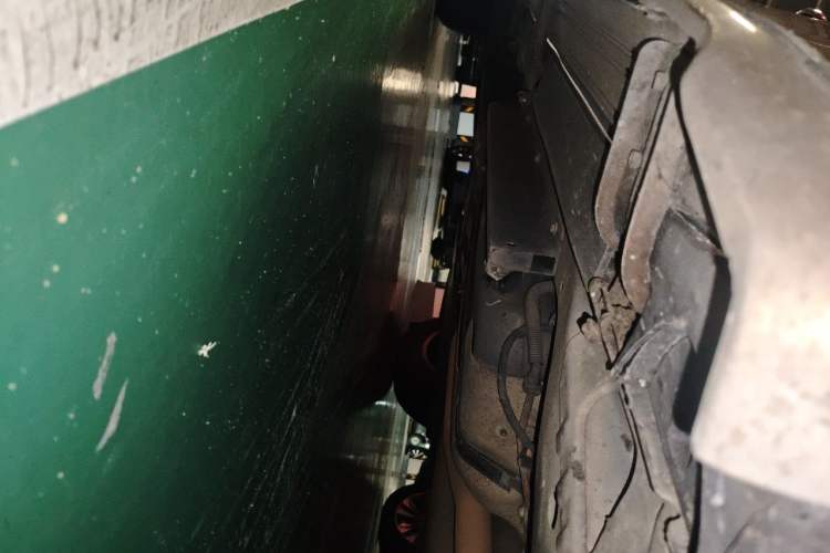 Used Buick Envision 2019 20T Two-Wheel Drive Leading Version China V Standard Chassis Rear Right
