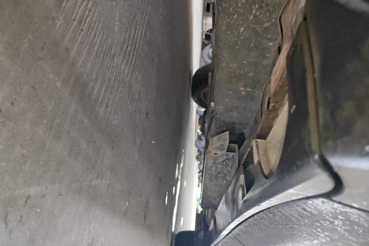 Used Buick Envision 2019 20T Two-Wheel Drive Leading Version China V Standard Chassis Rear Right