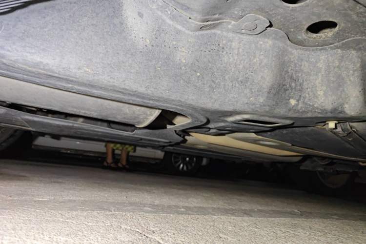Used Buick Envision 2019 28T 4x4 Elite Version China V Standard Chassis Rear Right