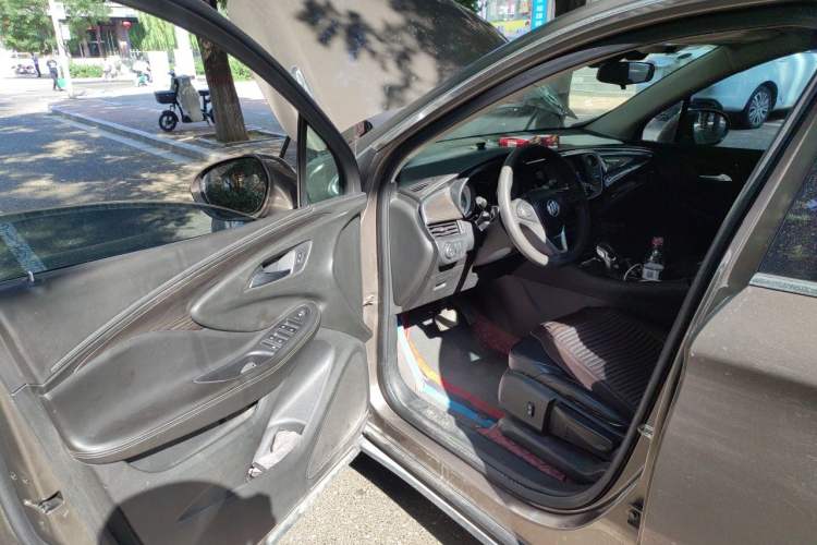Used Buick Envision 2019 20T Two-Wheel Drive Leading Model China VI Standard Driver Seat