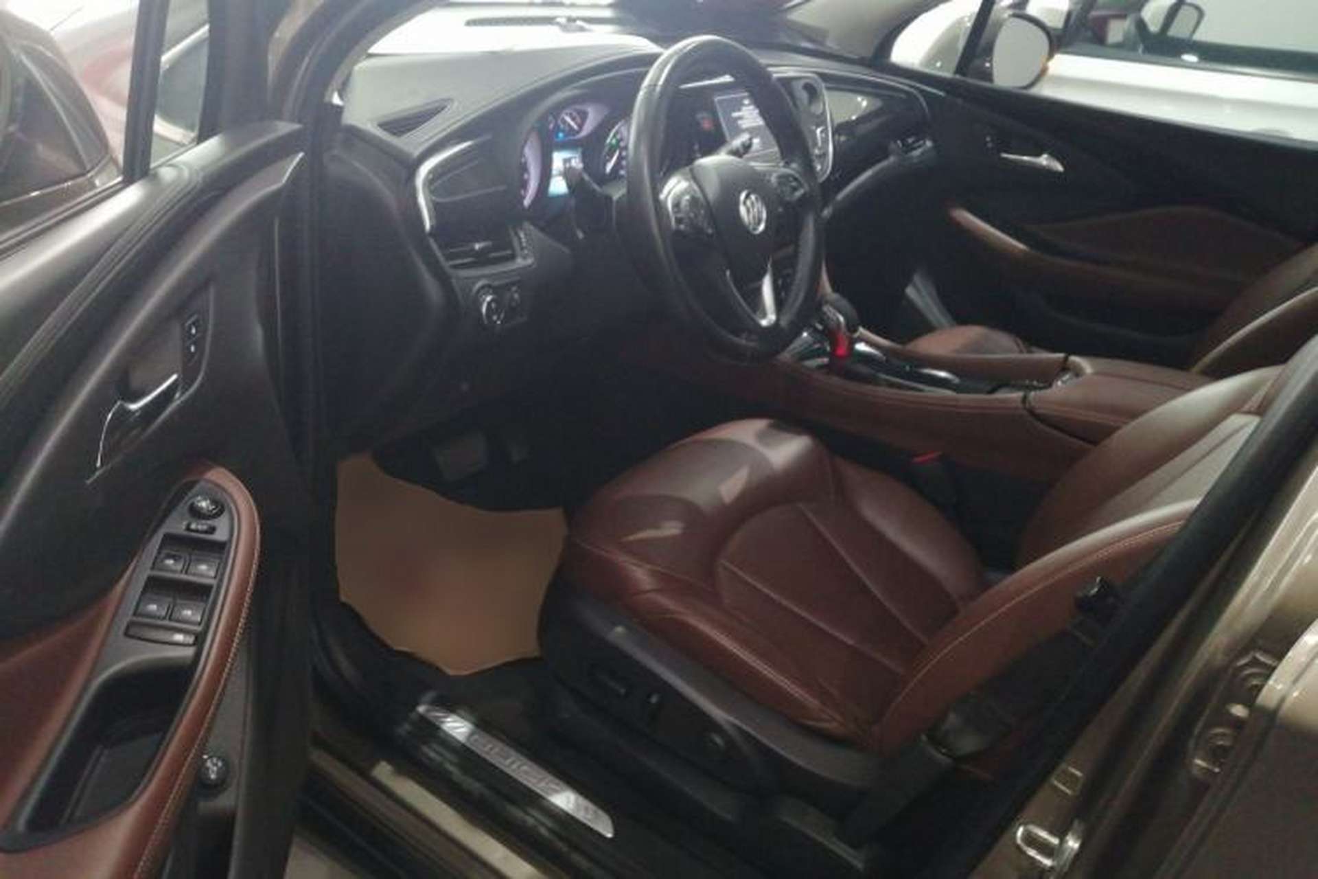 Used Buick Envision 2019 20T Two-Wheel Drive Luxury Version China VI Standard Driver Seat