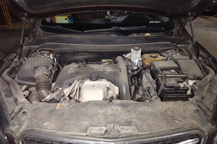 Used Buick Envision 2019 28T 4x4 Elite Version China V Standard Engine Bay