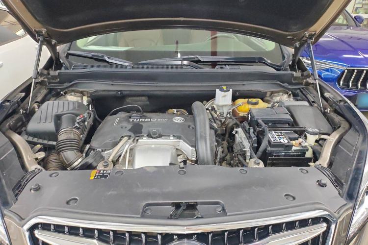 Used Buick Envision 2019 28T Four-Wheel Drive Elite Version China VI Standard Engine Bay