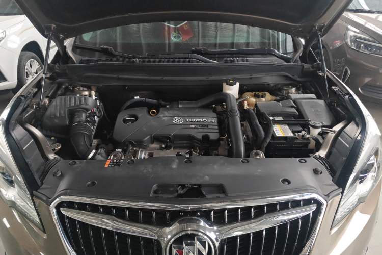 Used Buick Envision 2019 20T Two-Wheel Drive Luxury Version China VI Standard Engine Bay