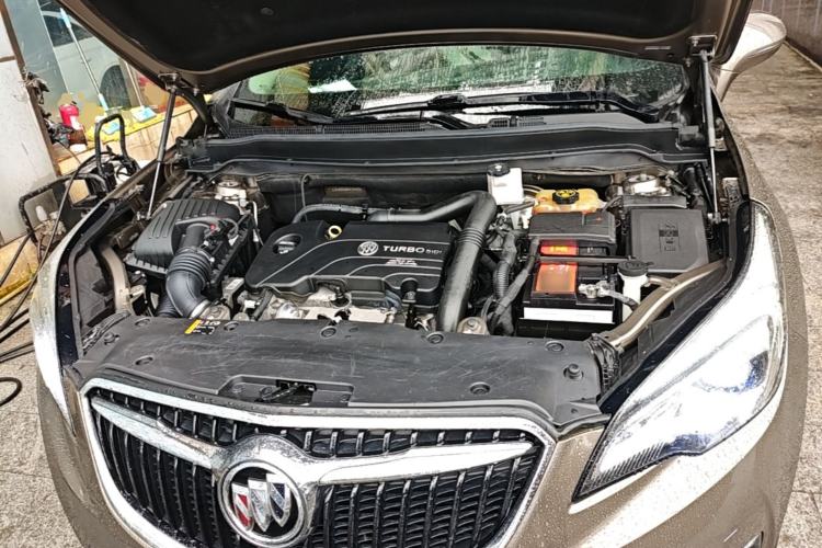 Used Buick Envision 2019 20T Two-Wheel Drive Leading Model China VI Standard Engine Bay