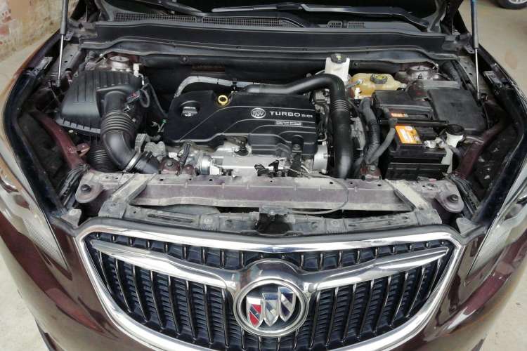 Used Buick Envision 2019 20T Two-Wheel Drive Elite Version China VI Standard Engine Bay