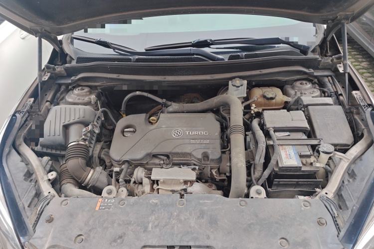 Used Buick Envision 2019 20T Two-Wheel Drive Elite Version China VI Standard Engine Bay
