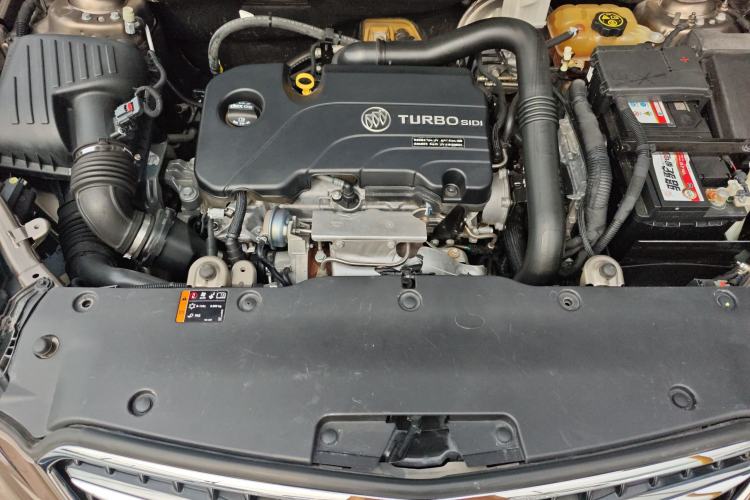Used Buick Envision 2019 20T Two-Wheel Drive Elite Version China VI Standard Engine Bay