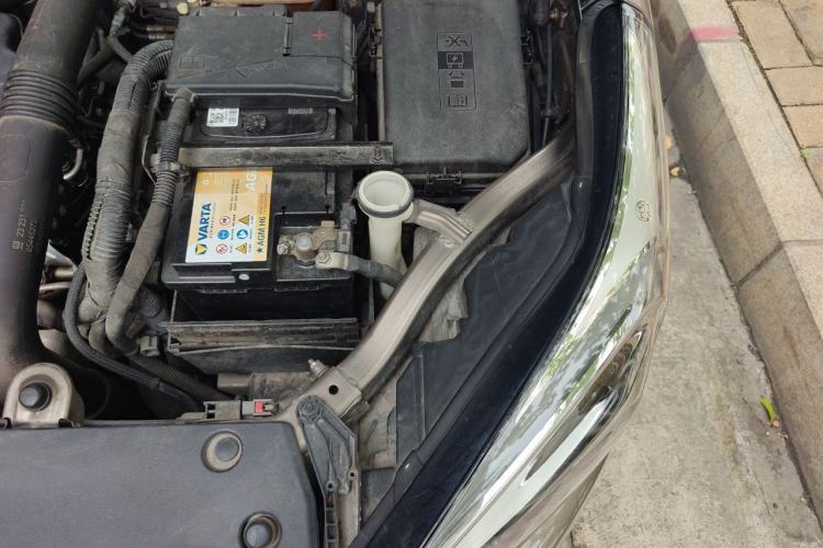 Used Buick Envision 2019 20T Two-Wheel Drive Leading Model China VI Standard Engine Bay Left