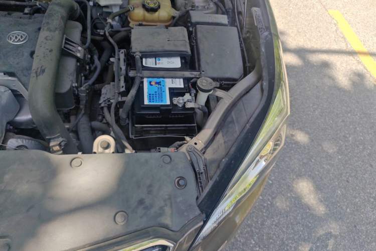 Used Buick Envision 2019 28T 4x4 Luxury Model China VI Standard Engine Bay Left