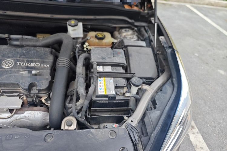 Used Buick Envision 2019 20T Two-Wheel Drive Leading Version China V Standard Engine Bay Left