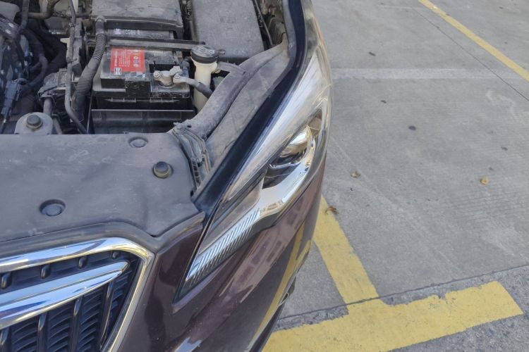 Used Buick Envision 2019 28T Four-Wheel Drive Elite Version China VI Standard Engine Bay Left