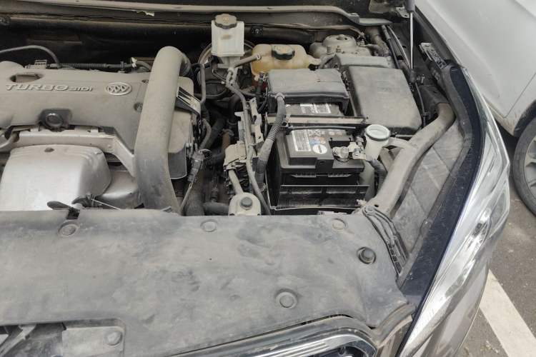 Used Buick Envision 2019 28T Four-Wheel Drive Elite Version China VI Standard Engine Bay Left