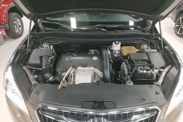 Used Buick Envision 2019 28T Four-Wheel Drive Elite Version China VI Standard Engine Bay