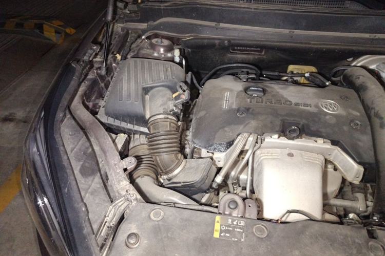 Used Buick Envision 2019 28T 4x4 Elite Version China V Standard Engine Bay Right