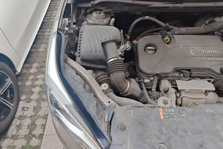 Used Buick Envision 2019 20T Two-Wheel Drive Elite Version China VI Standard Engine Bay Right