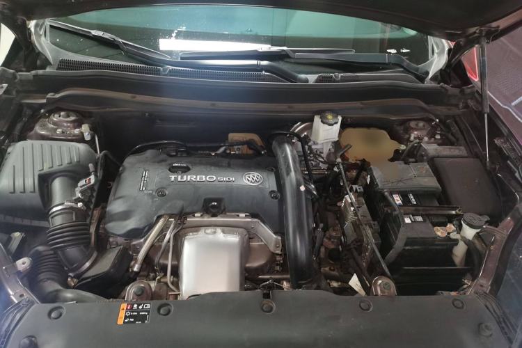 Used Buick Envision 2019 28T 4x4 Elite Version China V Standard Engine Bay