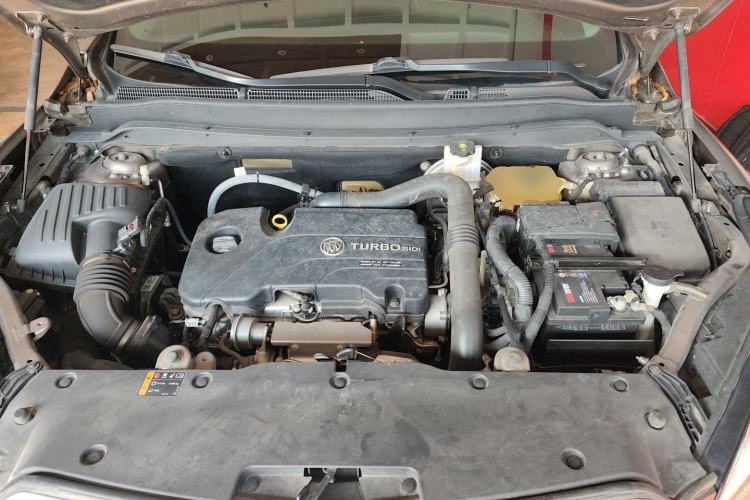 Used Buick Envision 2019 20T Two-Wheel Drive Leading Version China V Standard Engine Bay