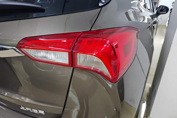 Used Buick Envision 2019 28T Four-Wheel Drive Elite Version China VI Standard Exterior 6