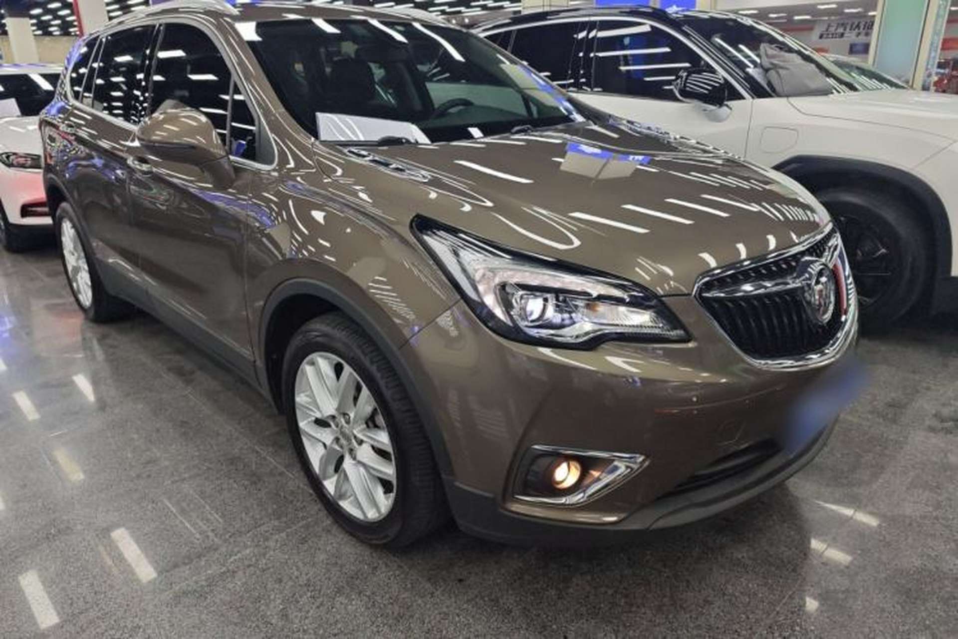 Used Buick Envision 2019 28T 4x4 Elite Version China V Standard Front Right 45 Deg