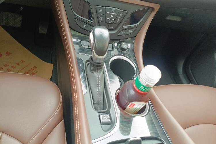 Used Buick Envision 2019 20T Two-Wheel Drive Luxury Version China VI Standard Gear Lever
