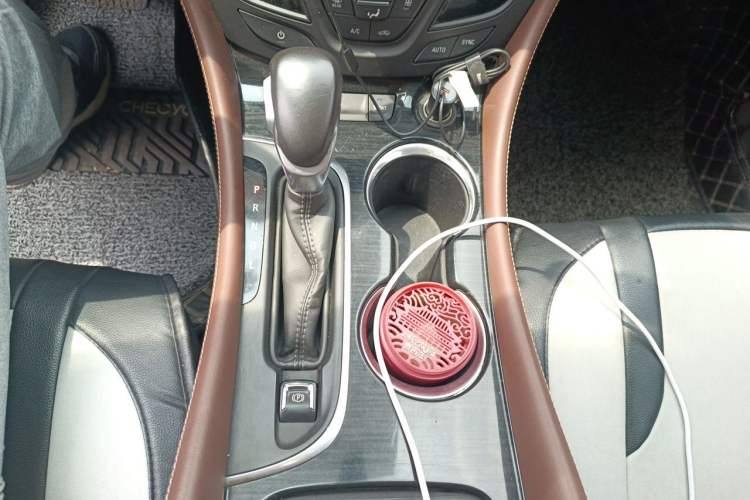 Used Buick Envision 2019 28T 4x4 Elite Version China V Standard Gear Lever