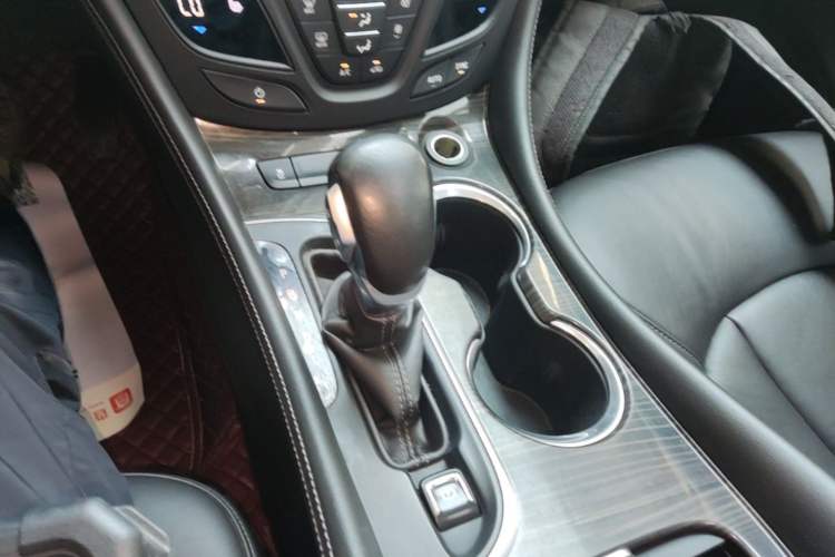 Used Buick Envision 2019 20T Two-Wheel Drive Elite Version China VI Standard Gear Lever